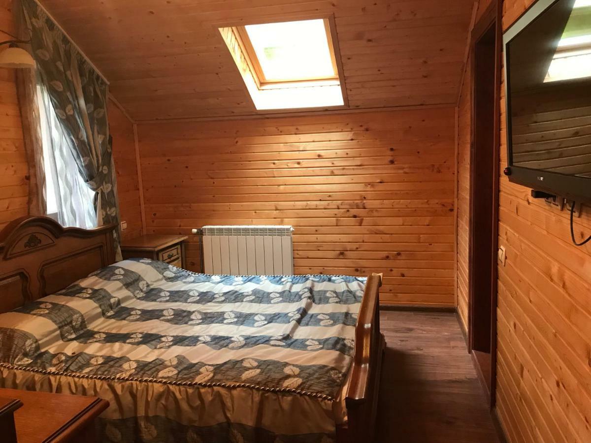 Elf-Cottage Tur'ya Paseka Екстериор снимка
