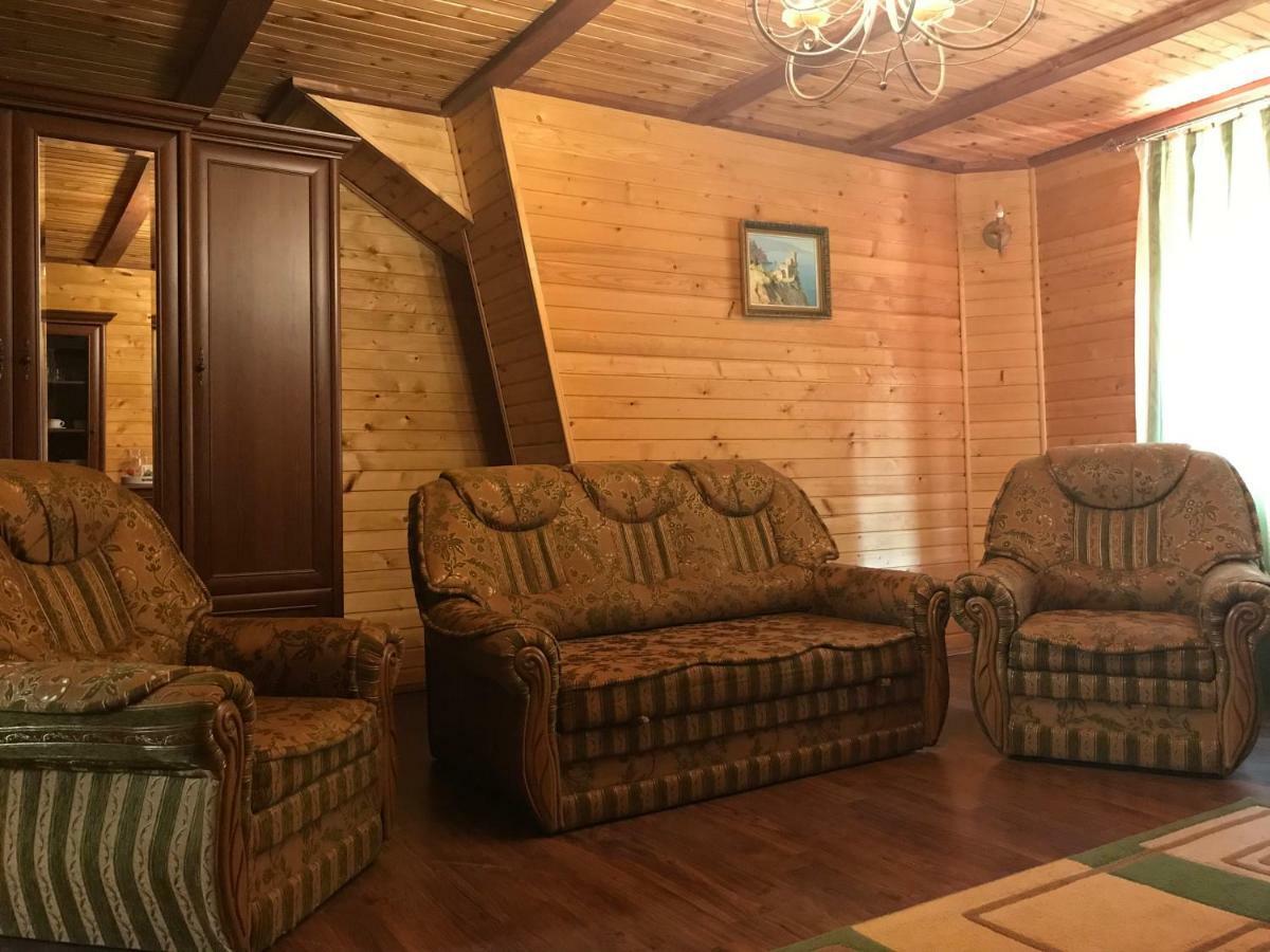 Elf-Cottage Tur'ya Paseka Екстериор снимка